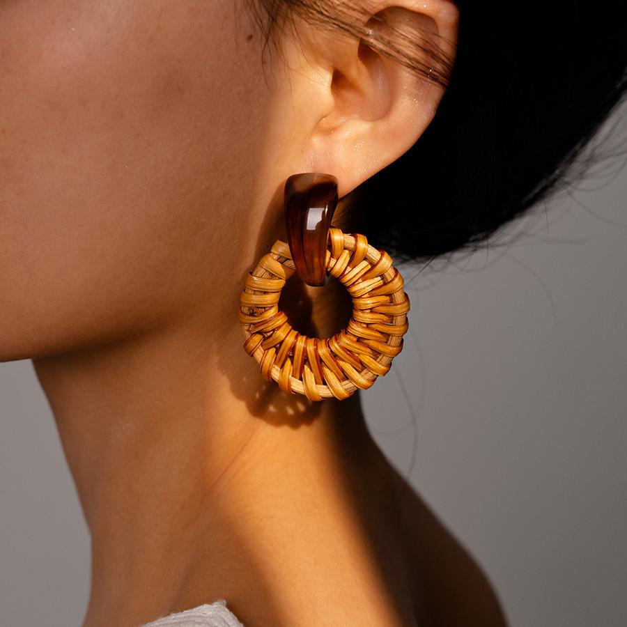 Coffee-Colored Wooden Bead Teardrop Tassel Earrings In Retro Ethnic Style