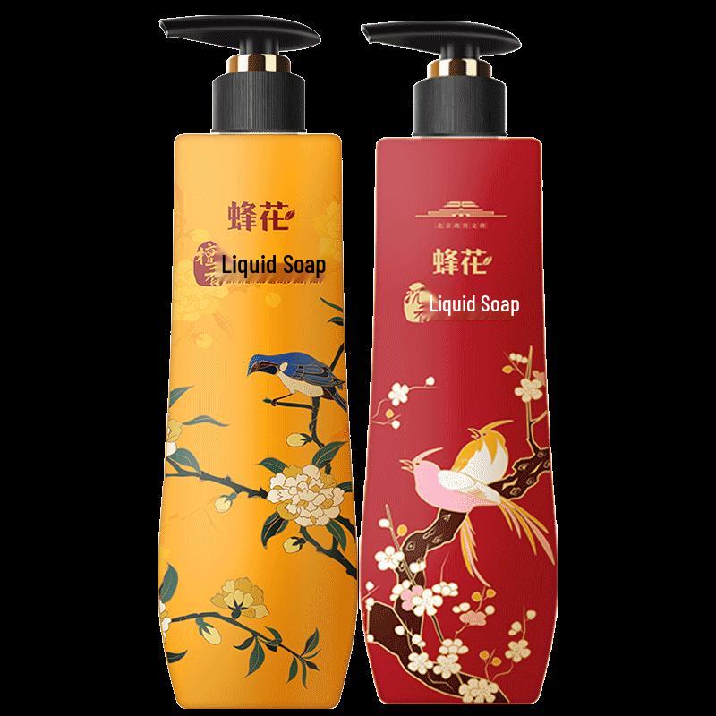 BEE&FLOWER Sandalwood & Agarwood Scented Liquid Soap Duo