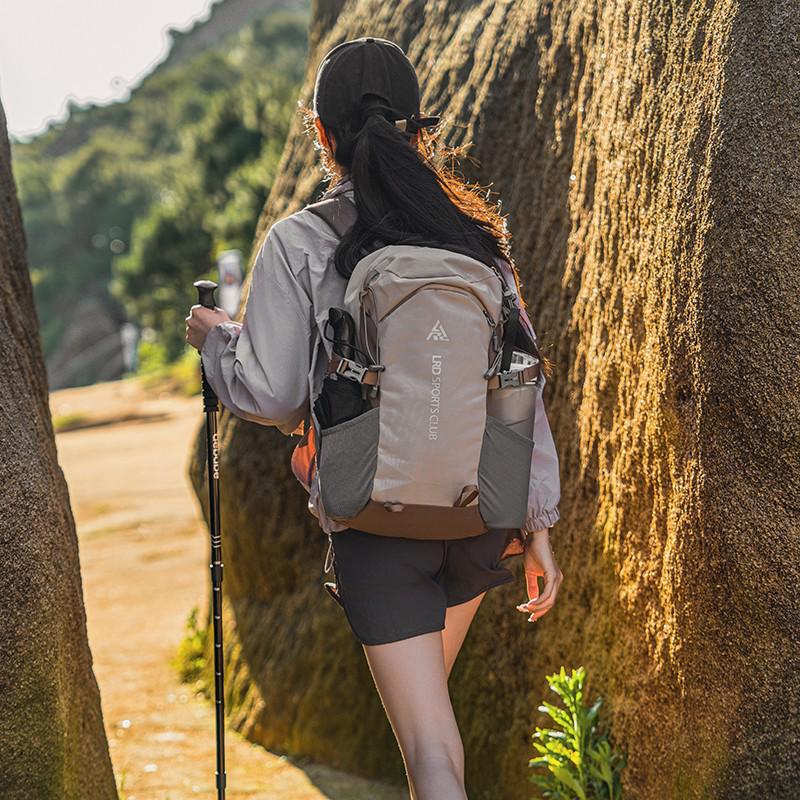 20L Leichter Unisex Outdoor-Rucksack für Wandern, Camping und Reisen