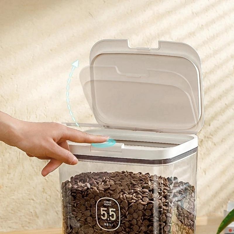 Pet Dogs Cats Food Box with Lid Dog Food Container Pet Food Storage Sealed Moisture-Proof and Fresh-Keeping Dog Cat Food Bucket