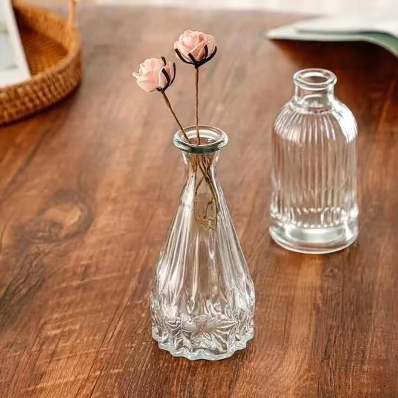 SEE KEAN Simple Transparent Striped Glass Vase