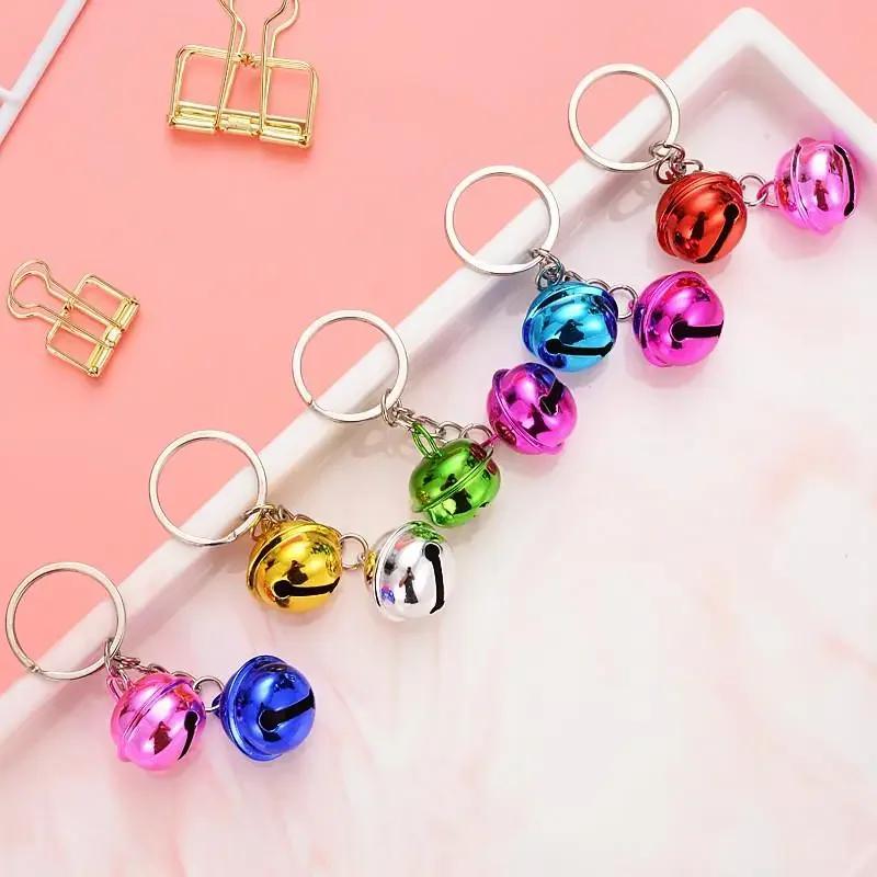 1 Stück Kreativer Niedlicher Glocken Anhänger Schlüsselanhänger Lieblich Taschenhängeornamente Zubehör Geschenke Einfache Deko (Zufällige Farbe)