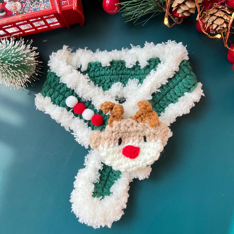 Hand-Knitted Wool Christmas Pet Snood Collar for Cats and Small Dogs