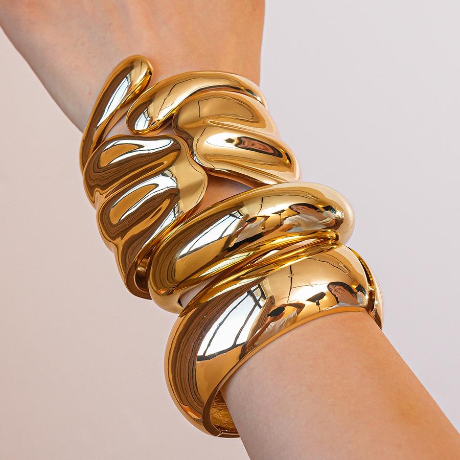 DIEZI 7 Style Exaggerated Hip Hop Gold Color Metal Cuff Bangles for Women Men Punk Geometric Round Bracelet Party Jewelry Set