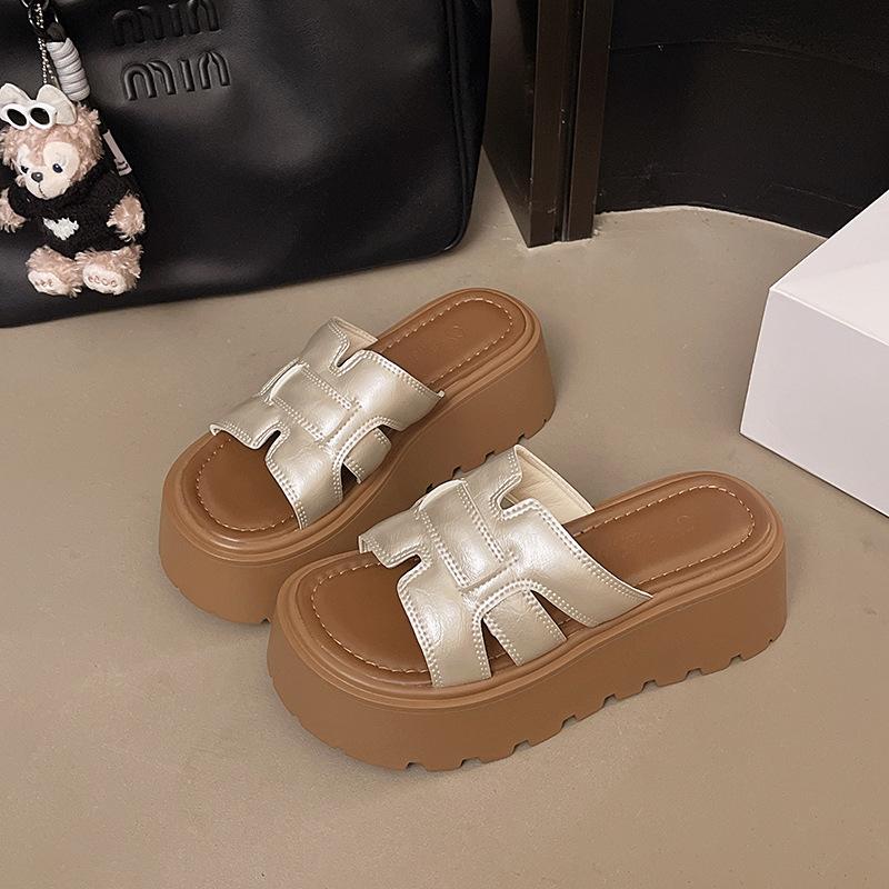 Summer new thick-soled silver one-word slippers women's fashion casual beach women's shoes