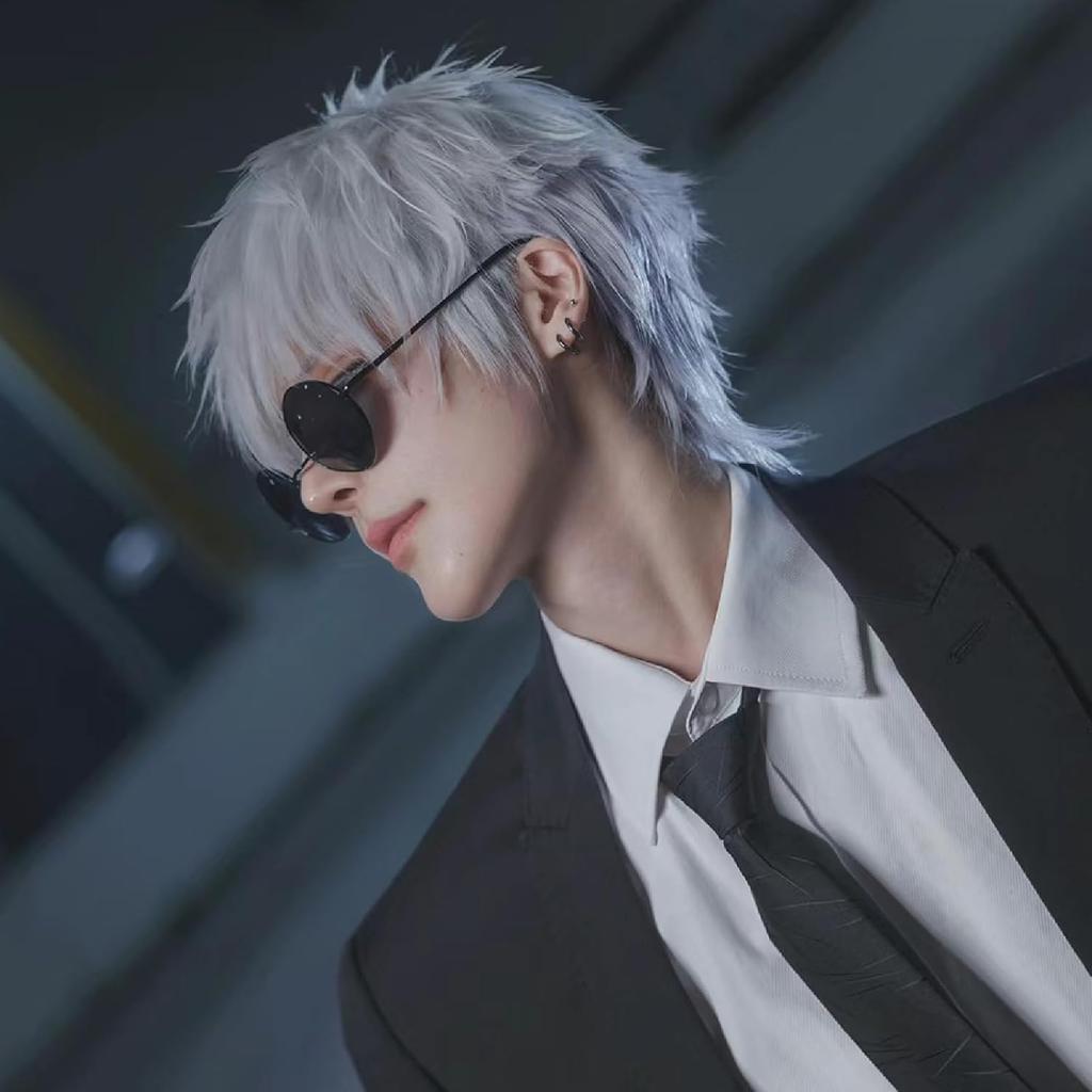 Gojo Cosplay Paruka Pánská Krátká Stříbrno Fialová Syntetická Paruka Nadýchané Špičaté Vlasy Paruky pro Anime Cosplay Halloweenský Kostým