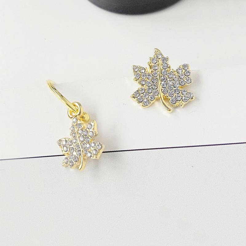 

Серьги из премиального золота с искрящимися кленовыми листьями | Роскошный женский подарок на свадьбу и торжество | Ювелирные изделия европейского дизайна с натуральными элементами 2.7cm*2.0cm