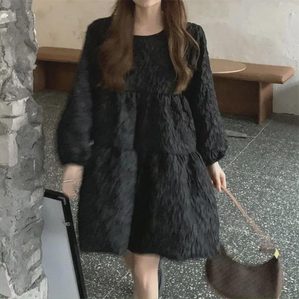 300 Jin Plus Size Retro Long-Sleeve A-Line Dress for Spring and Autumn - Korean Style for Female Students.