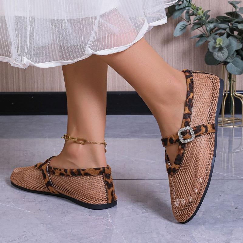 Large size mesh breathable flat sandals women's summer new one-word with fishing net socks sandals