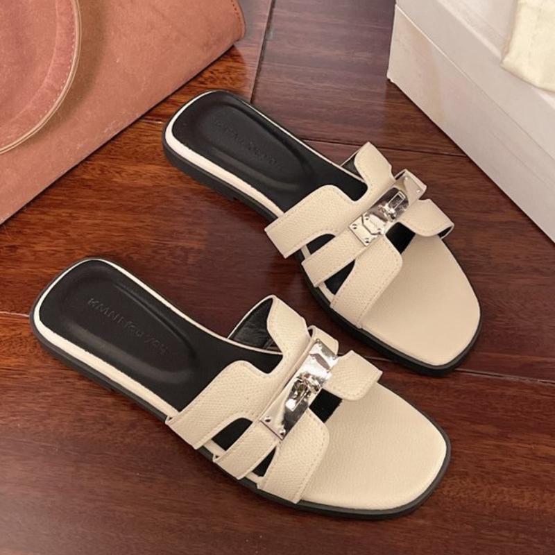 Silver Sandals with Gold Buckle for Women, Retro Peep-Toe Flat Slippers, Perfect for Summer Outing and Beach