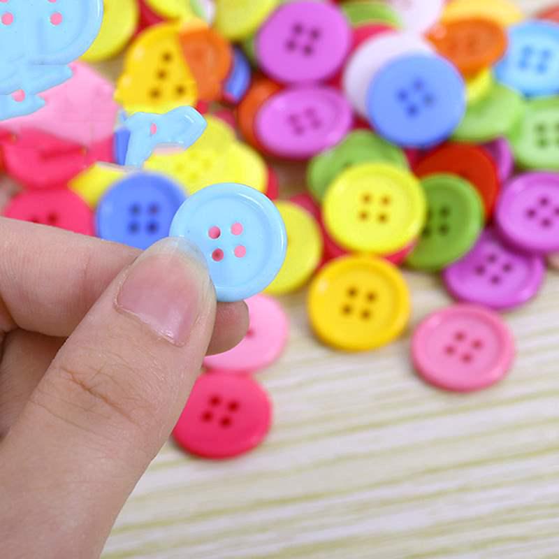 Colorful Resin Buttons for Kids' Creative DIY Projects and Pasting Painting