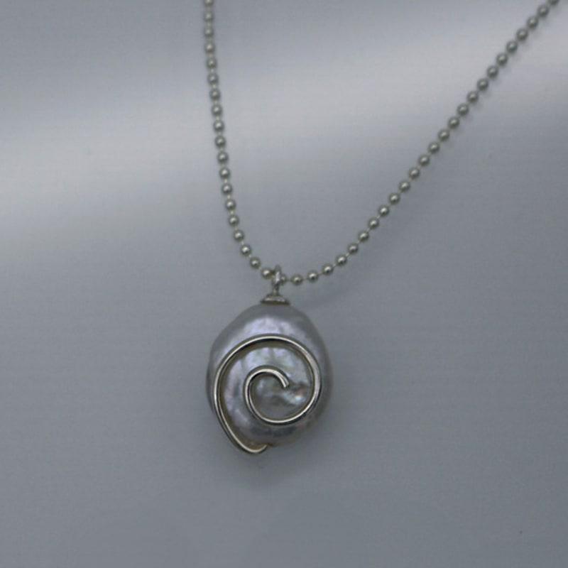 

overcozy Freshwater Pearl Necklace 35cm
