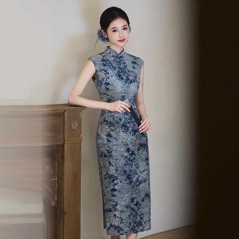 Womens Sleeveless Elastic Fitted Waist Cinched Chinese-Inspired Long Cheongsam Dress Vintage Style 2025