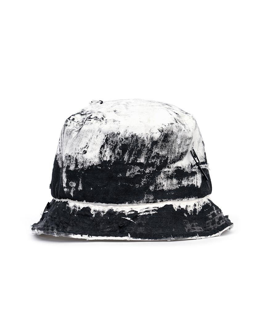 BLACKBLOND Vividi Smoke Painted Custom Denim Bucket Hat (White)