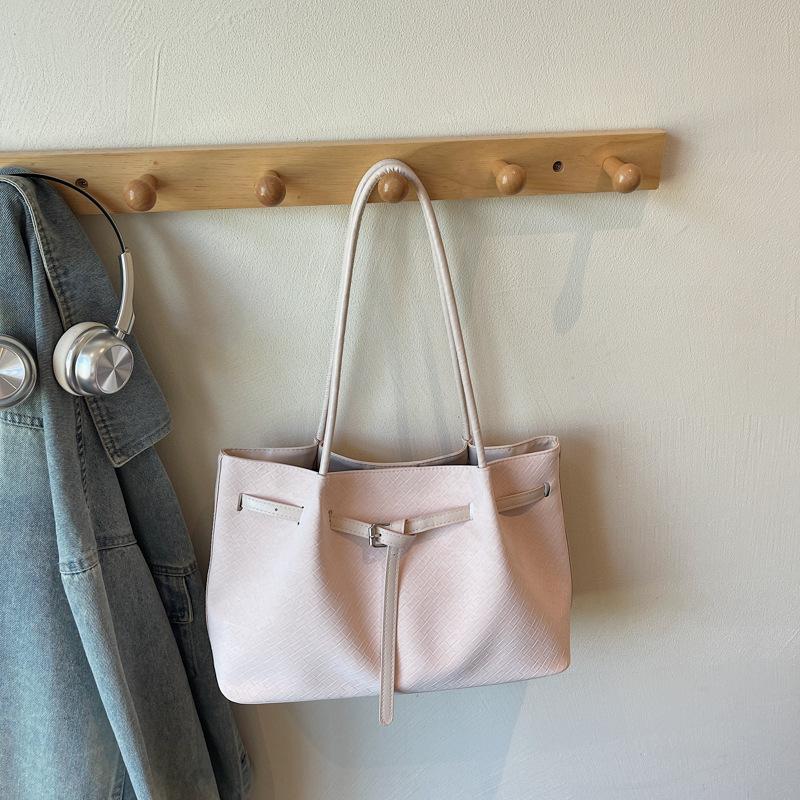 Niche design portable bucket bag women's new trendy summer fashion personalized trend messenger bag