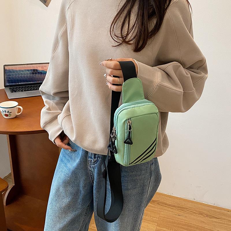 Casual Sports Messenger Bag Lightweight And Simple Shoulder Mobile Phone Bag Fashion Niche Personality Versatile Chest Bag