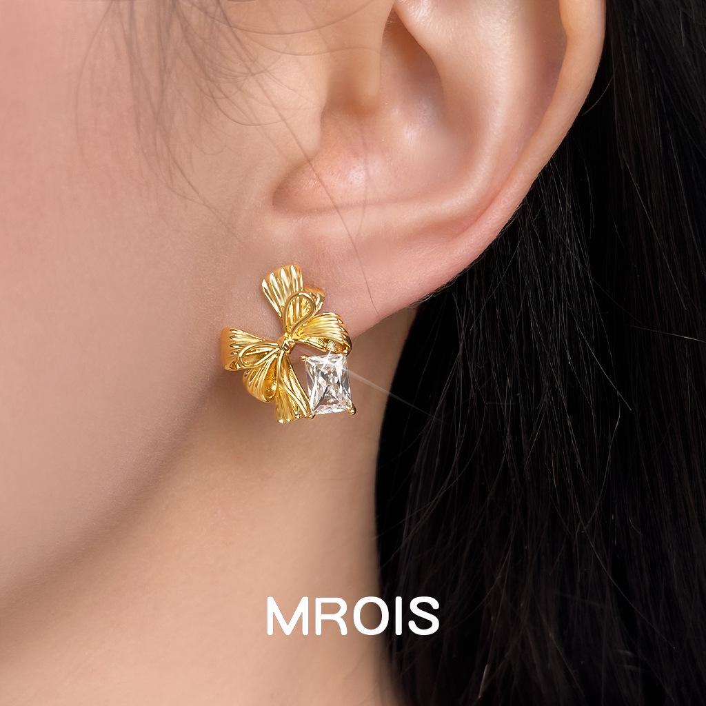 18K Gold Geometric Zircon Bow Stud Earrings