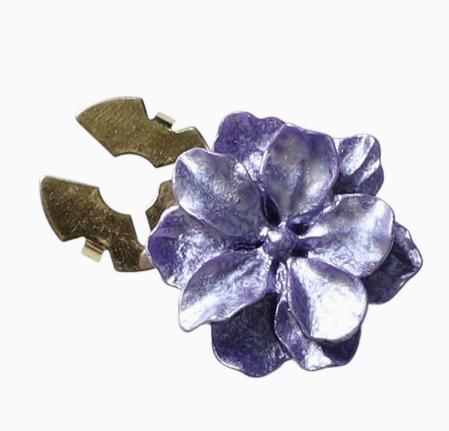 Round-headed diamond decorative buckle