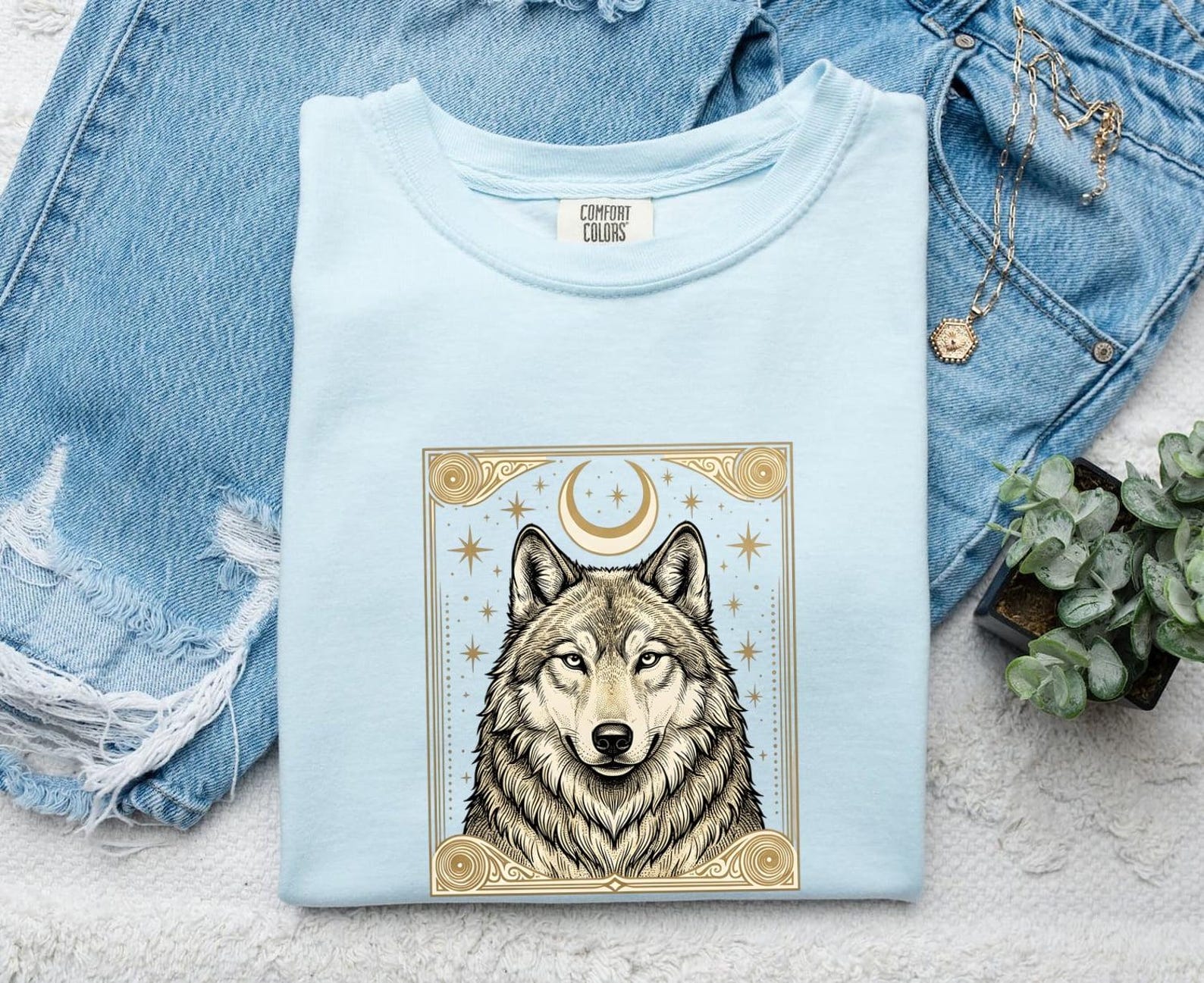 Wolf Portrait Shirt Animals Celestial Gift Women Boho Tee Wolf T-Shirt Wildlife Fan Hippie Tshirt Galaxy Graphic Vintage Moon Tshirt M