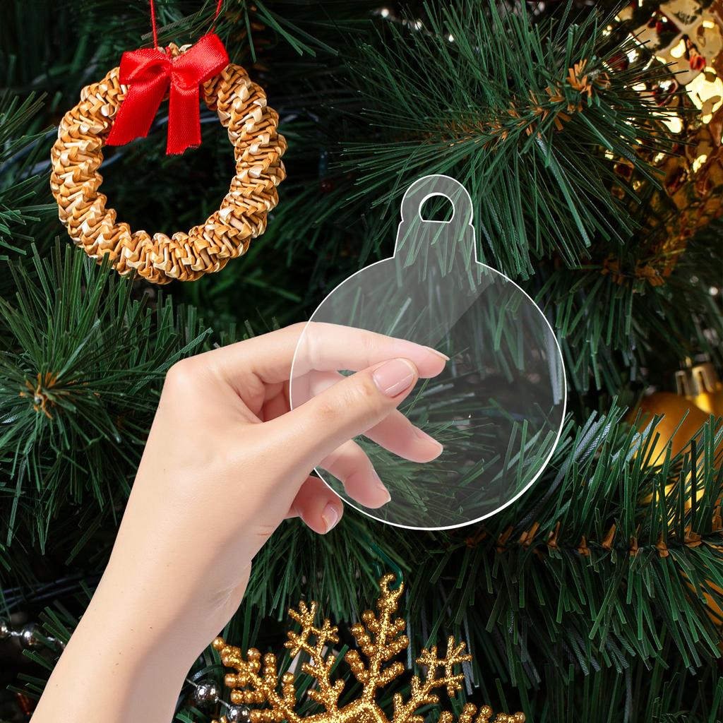 Decorative Snowflake-Patterned Perforated Blank Transparent Acrylic Sheet for Holidays