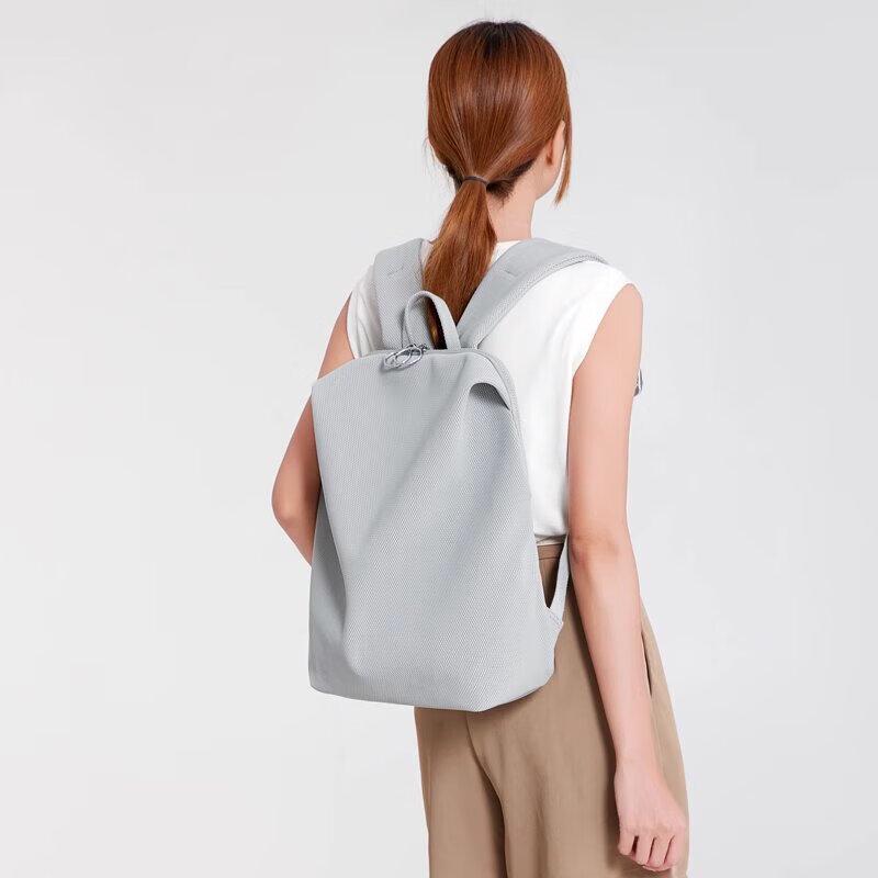 

OEING Lightweight Mesh Backpack Large (32x17x44cm)