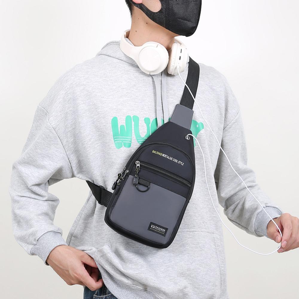 Large Capacity Mobile Phone Bag Multipocket Sports Chest Bag Casual Male Chest Bag  Outdoor