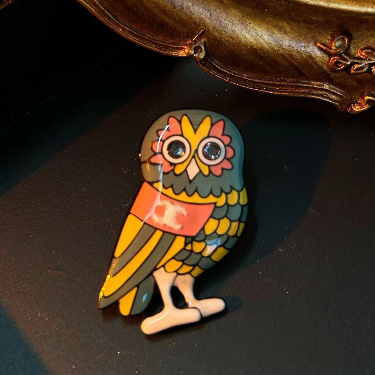 

Средний Дизайн Винтажная Женская Мужская Брошь Значки Бабочка Крест Жемчуг Ретро Унисекс Кристалл Цветок Классическая Булавка для Корсажа