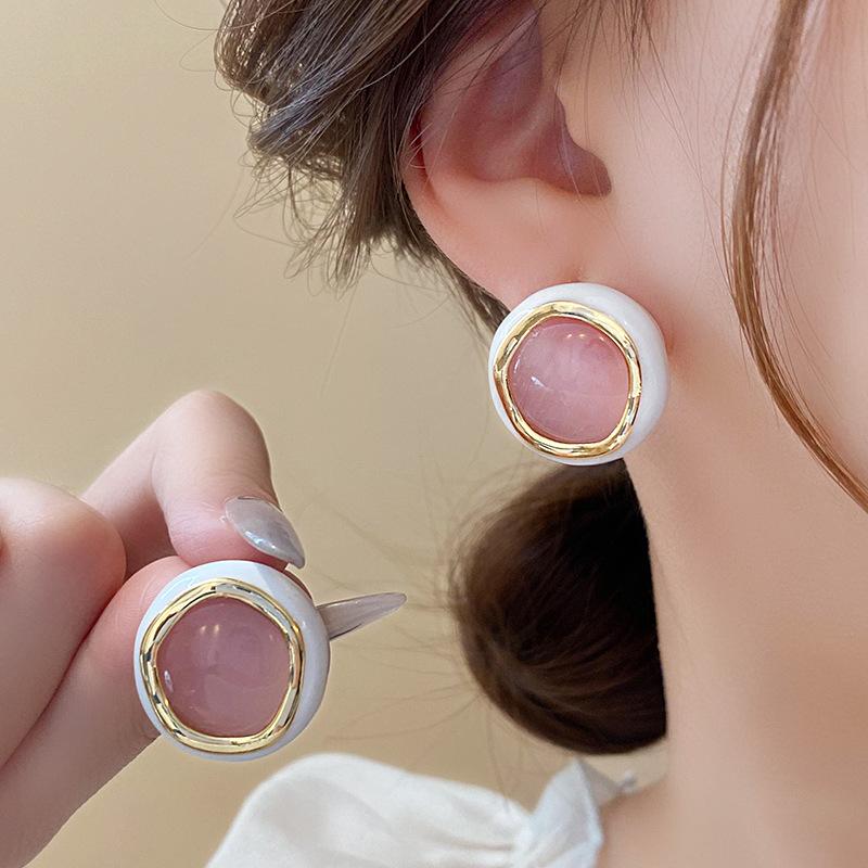 Dripping Oil Round Opal Stud Earrings Elegant and Sweet Versatile Earrings Light Luxury Earrings