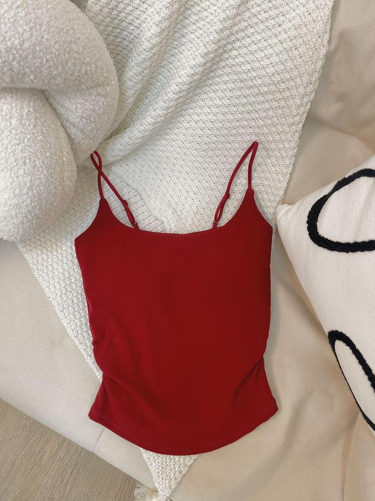 Maiou din bumbac premium RC: Vestă Slim-Fit pentru Femei cu Cupe la Piept pentru un Aspect Dulce și Versatil