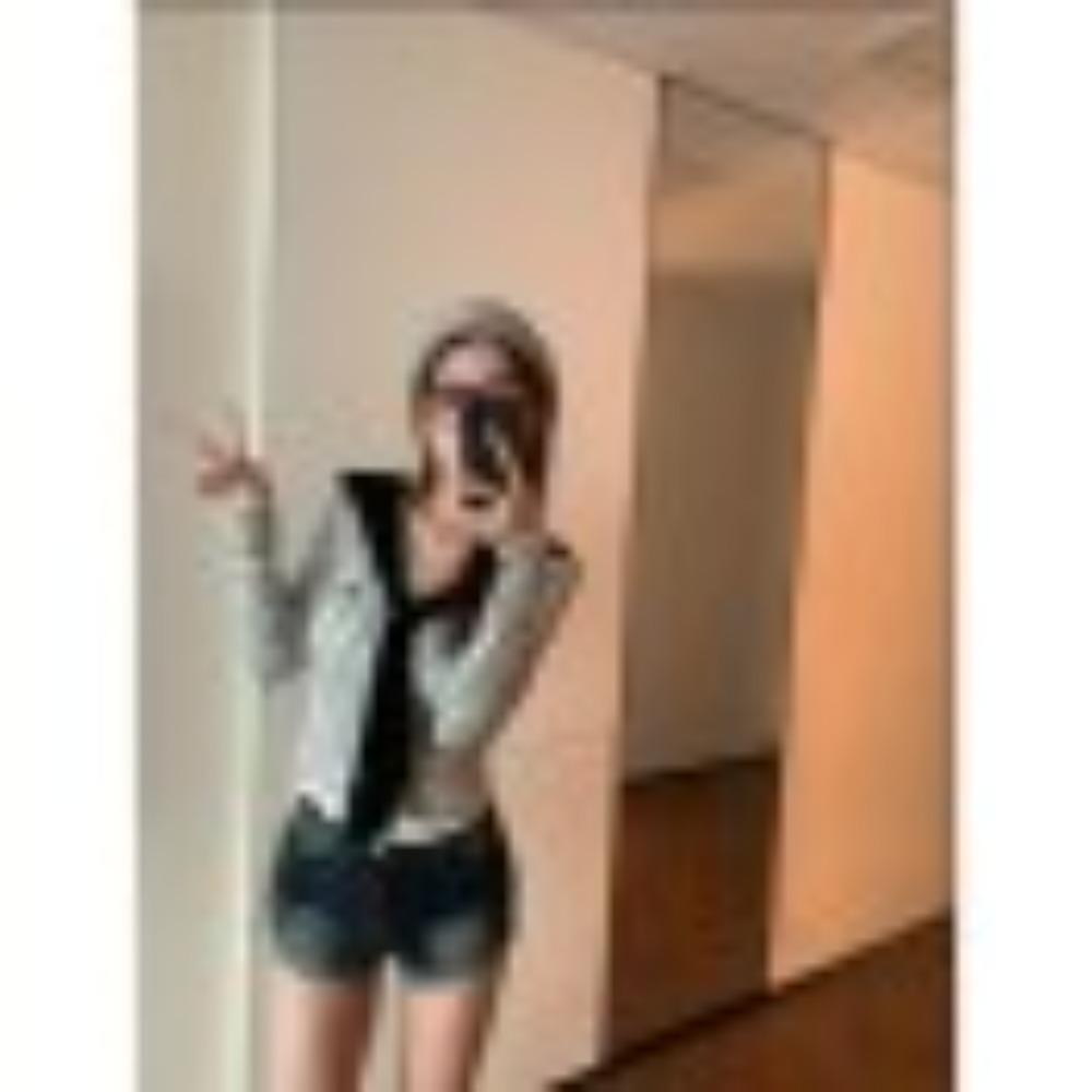 

Striped Shawl Long-sleeved Knitted Top for Women s Autumn Casual, Versatile, Slimming and Petite Design one size белый