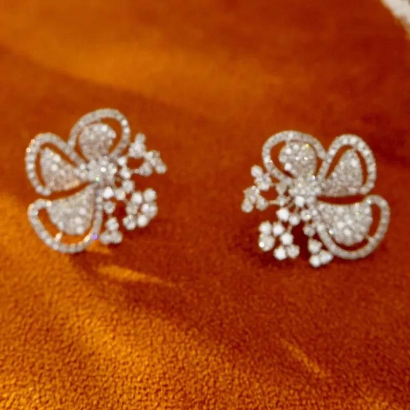 Beautiful Flower Stud Earrings Dazzling Cubic Zircon Gentle Wedding Jewelry for Lady Graceful Accessories for Engagement