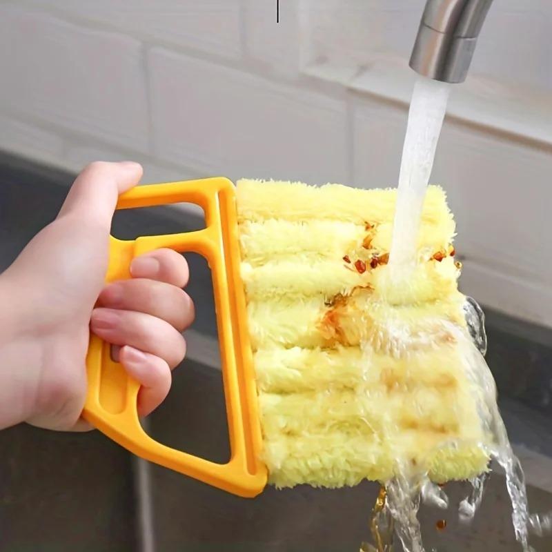 1/2 Pcs Blind Cleaner Held Blind Duster for Wood Dlinds Mini Duster Brush Blind Dust Cleaner Venetian Shades Brush Window