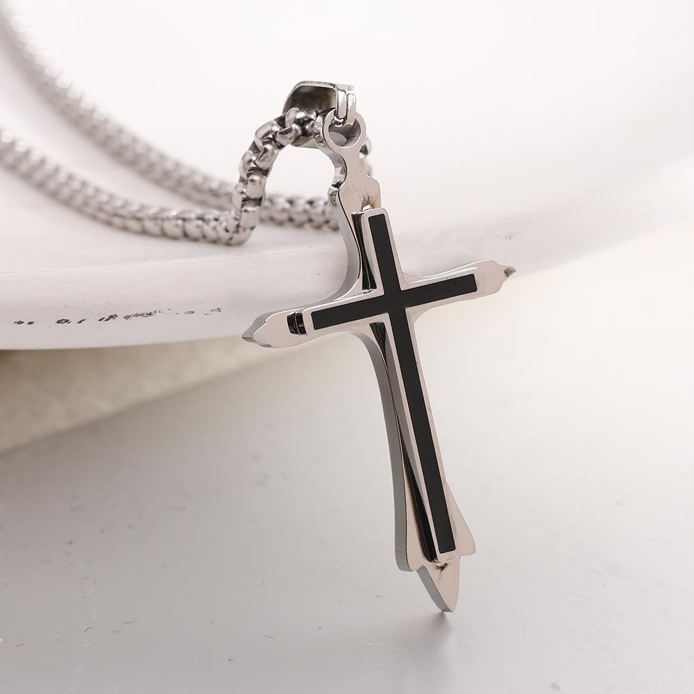 2025 Unique Creative Design Stainless Steel Cross Couple Necklace - Versatile and Fashionable