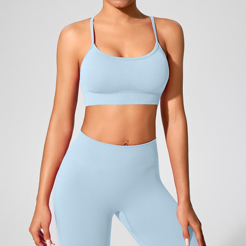 

Бесшовный ударопрочный фитнес-бра с тонкими бретелями и стильным дизайном спины Large светло-синий