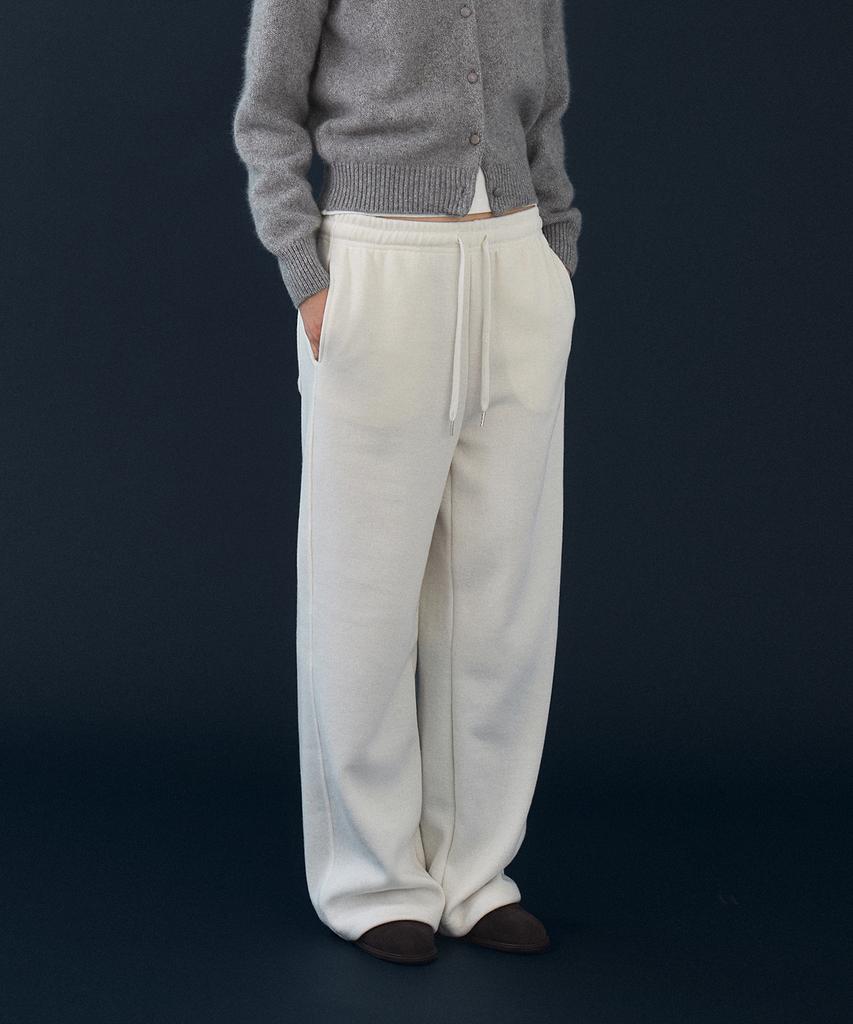 Howaseu Lofty Wool Sweatpants (Ivory)