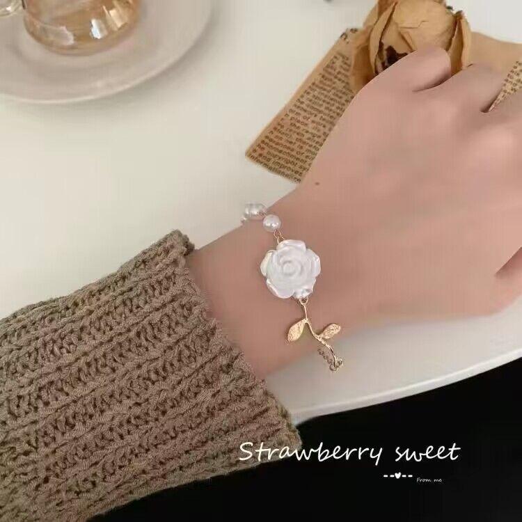 Rose Flower Vintage Baroque Pearl Temperament Jewelry Bracelet Female White Flower Sweet Bracelet