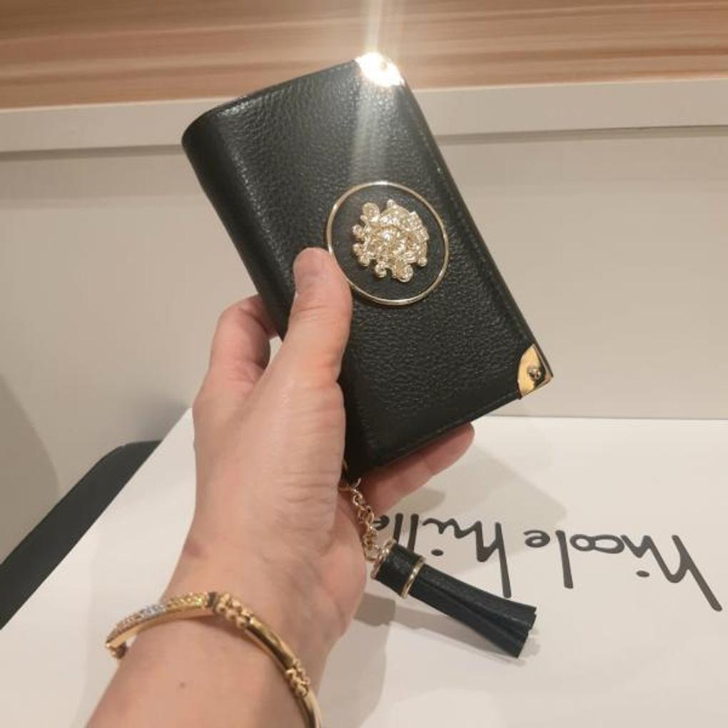 NICOLE MILLER Damen Bifold Geldbörse Mittlere Geldbörse Natürliches Rindsleder Signature Geldbörse WW914BK