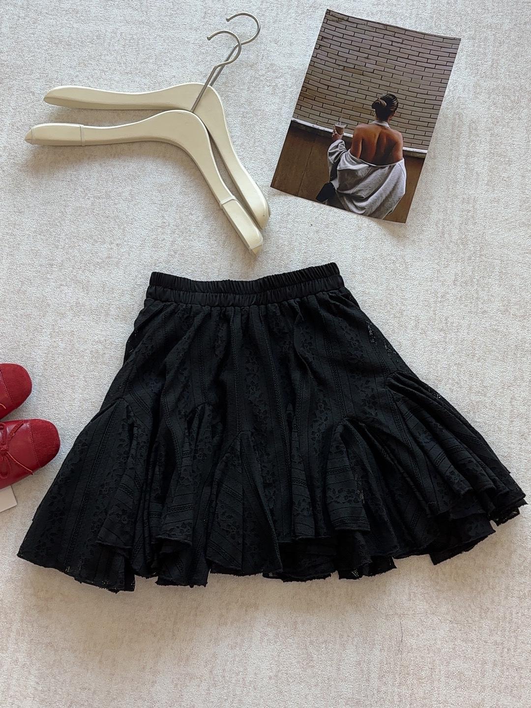 

Spring/Summer MIU Style Lace A-line High Waist Slimming Skirt - Age-Reducing & Irregular Hem 29136 One Size чорний