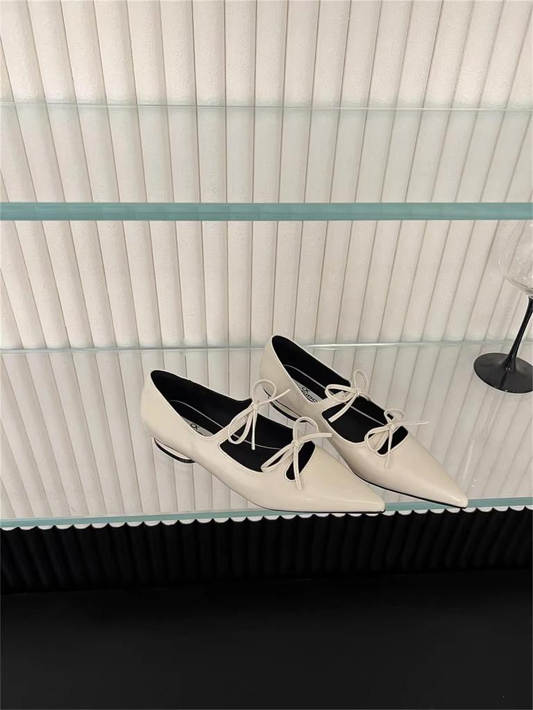 2025 spring and autumn new Korean flat-bottomed pointed single shoes women's bow shallow mouth one pedal Mary Jane shoes