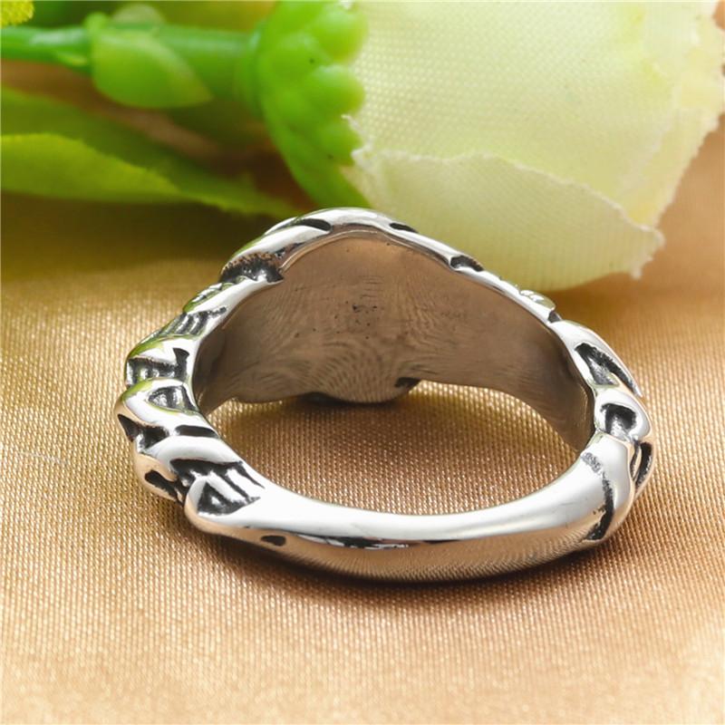 Vintage Floral Titanium Steel Ring for Women – Punk Stainless Steel Flower Design, Unique Fashion Jewelry