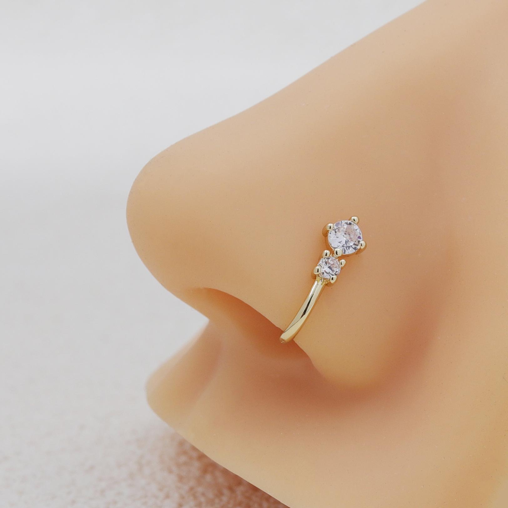 

Elegant Rhinestone Geometric U-Shaped Non-Piercing Nose Clip for Women