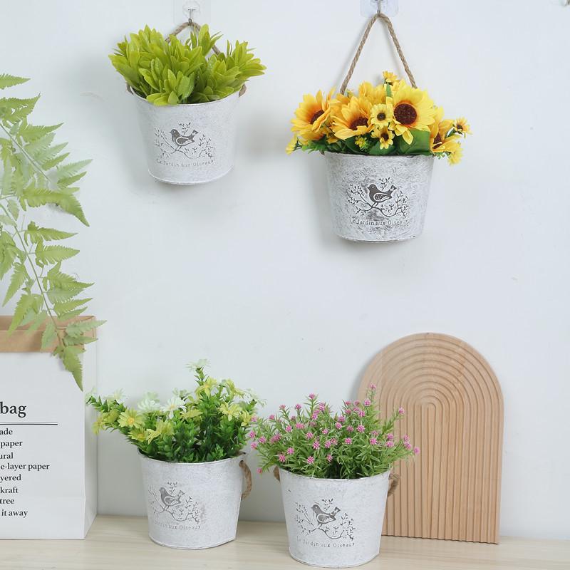 American Country-Style Wrought Iron Wall-Mounted Flower Pot for Creative Dried Flower Decor