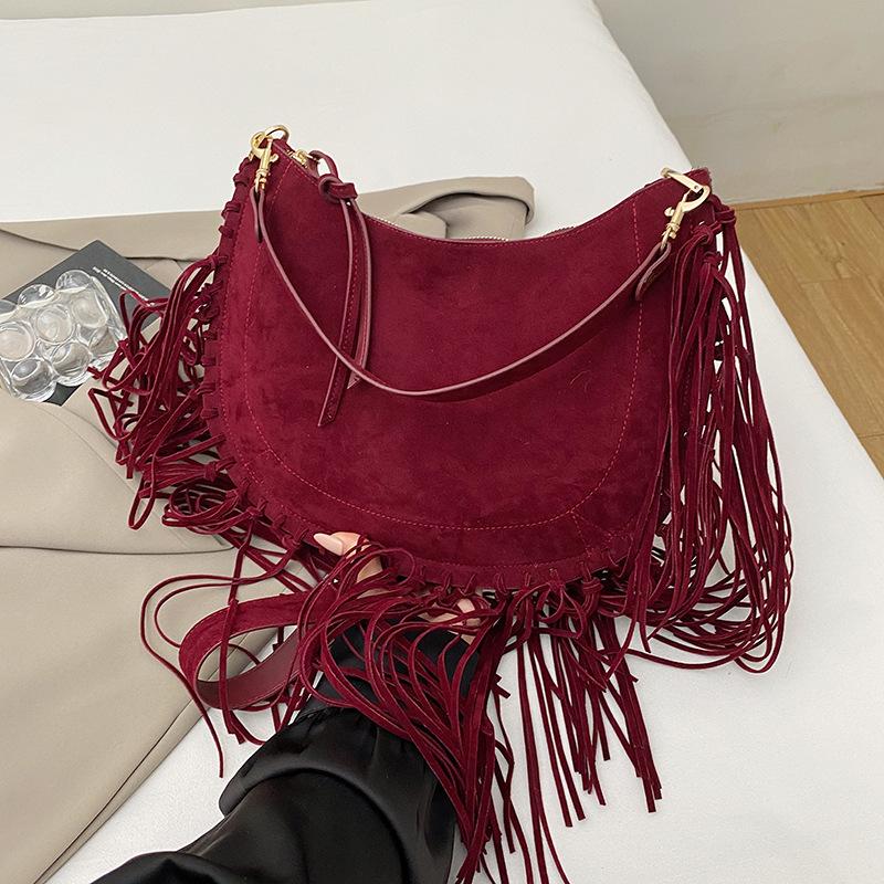 2025 New Fashion High Quality Women Faux Suede Tassel Shoulder Bags Bohemian Style Large Capacity Handbags Versatile Tote Bags