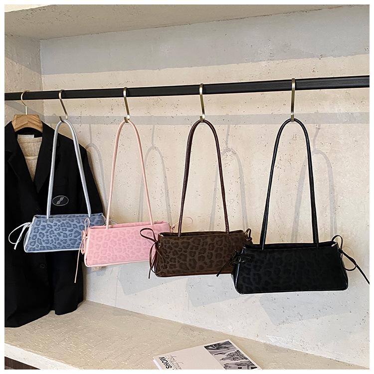 Leopard print bag women's large-capacity 2025 new summer niche design shoulder underarm bag texture work commuter bag