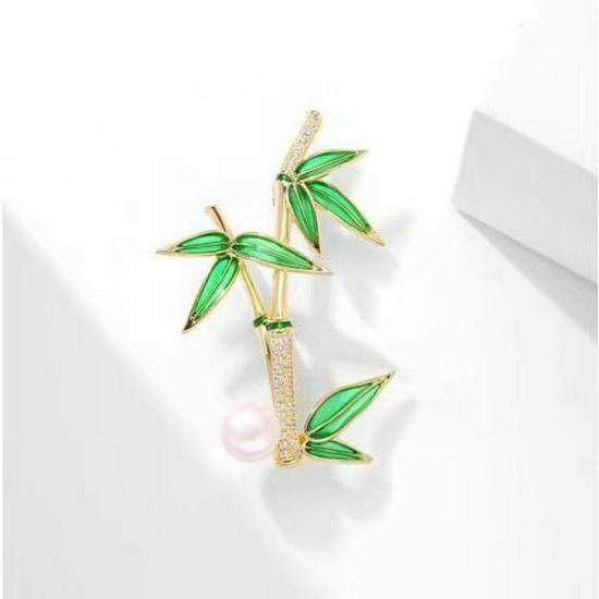 Elegant Chinese Bamboo and Pearl Brooch for Women - Stylish High-end Fashion Accessory