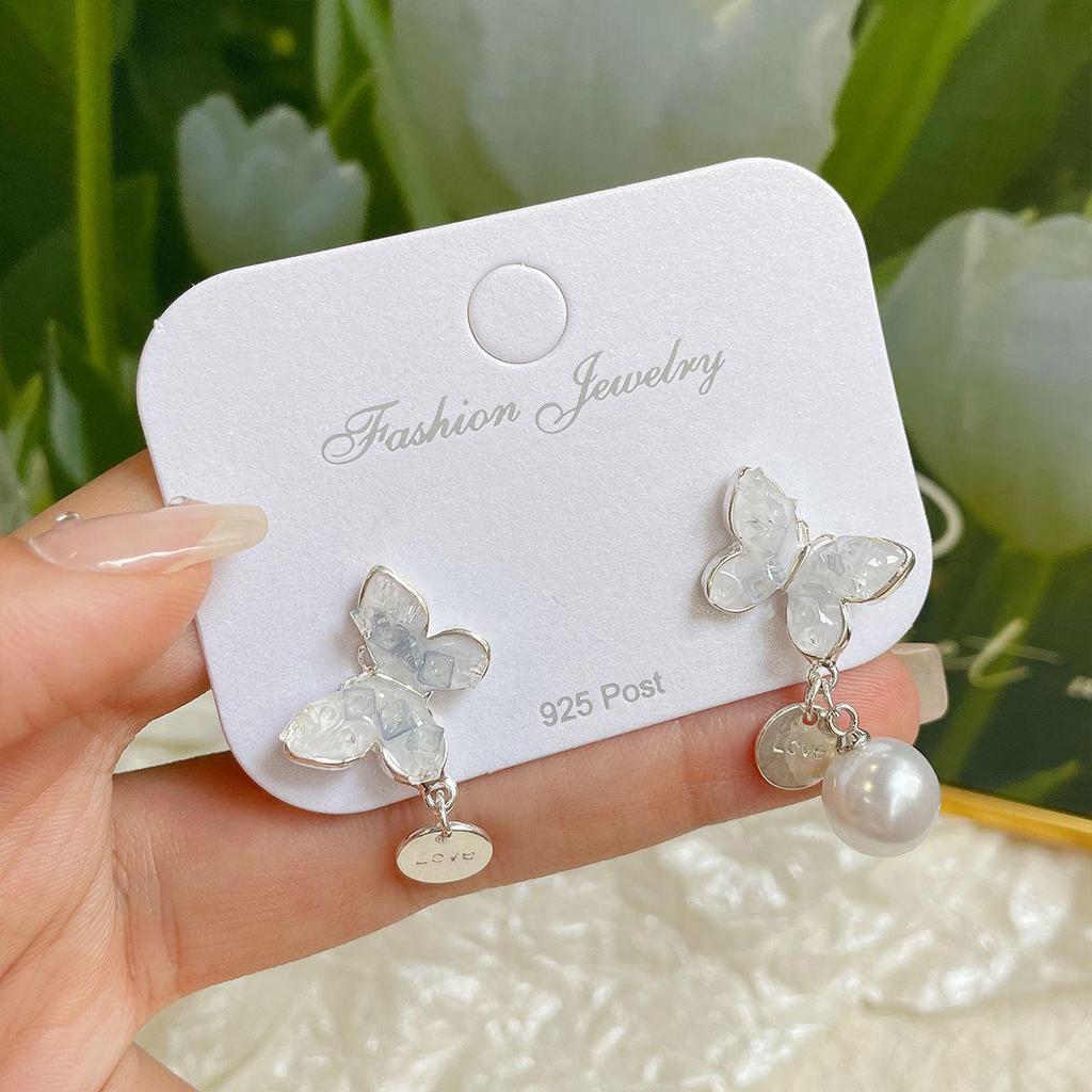 Exquisite Pearl Butterfly Earrings with Silver Needle – Gradient Light Luxury Design for Women