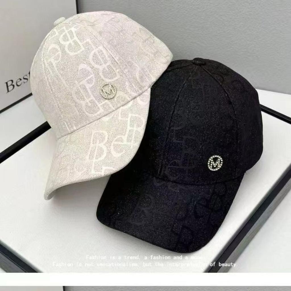 Seasonal Floral Embroidered Baseball Cap - Black Mesh Cap, Outdoor Sports and Casual Wear, Sports Cap | Fashionable Dad Cap | Durable Helmet