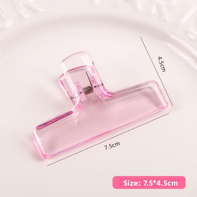 Long-tail Clip for Storing High-face Student Test Paper