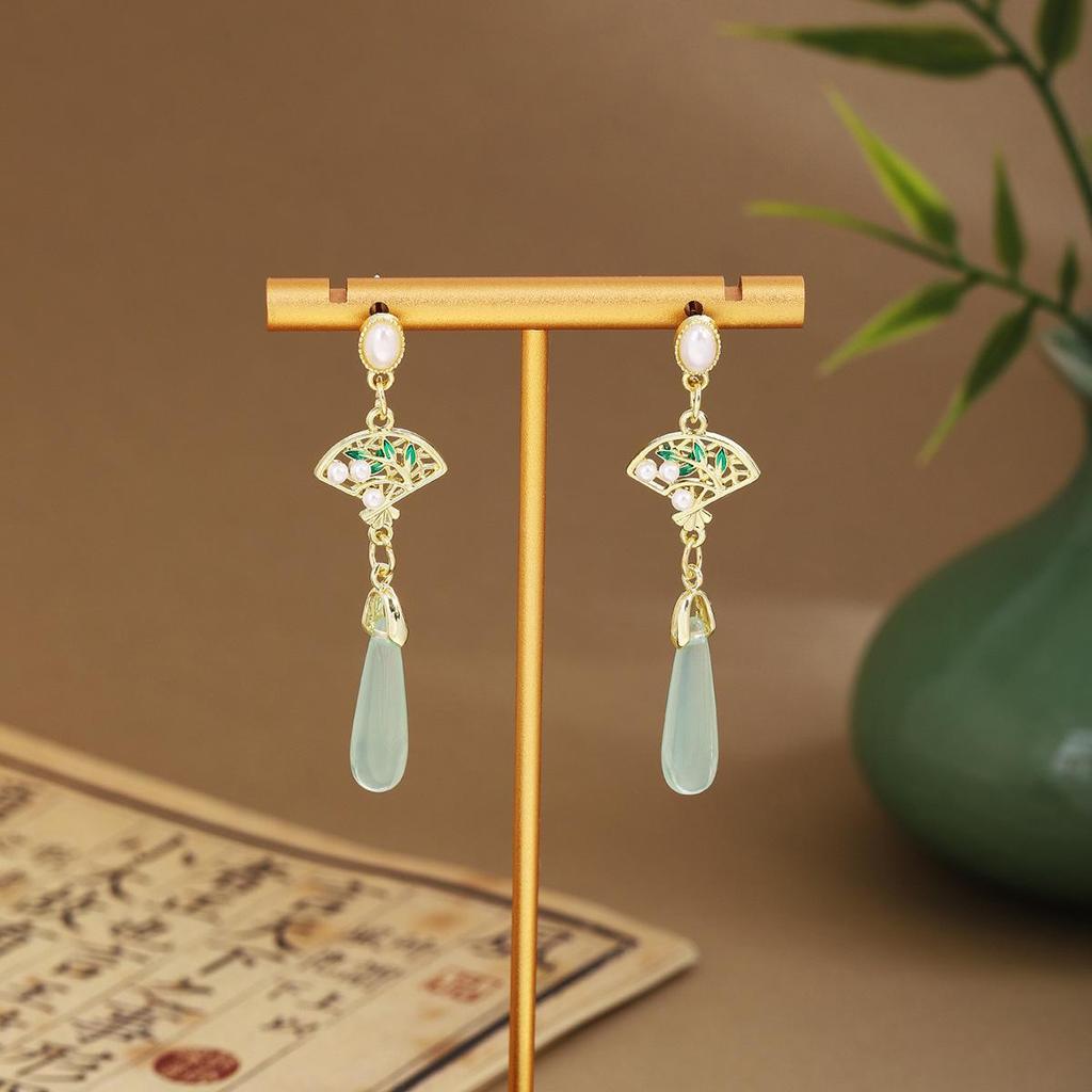 Silver Needle Green Tassel Cheongsam Fan Earrings