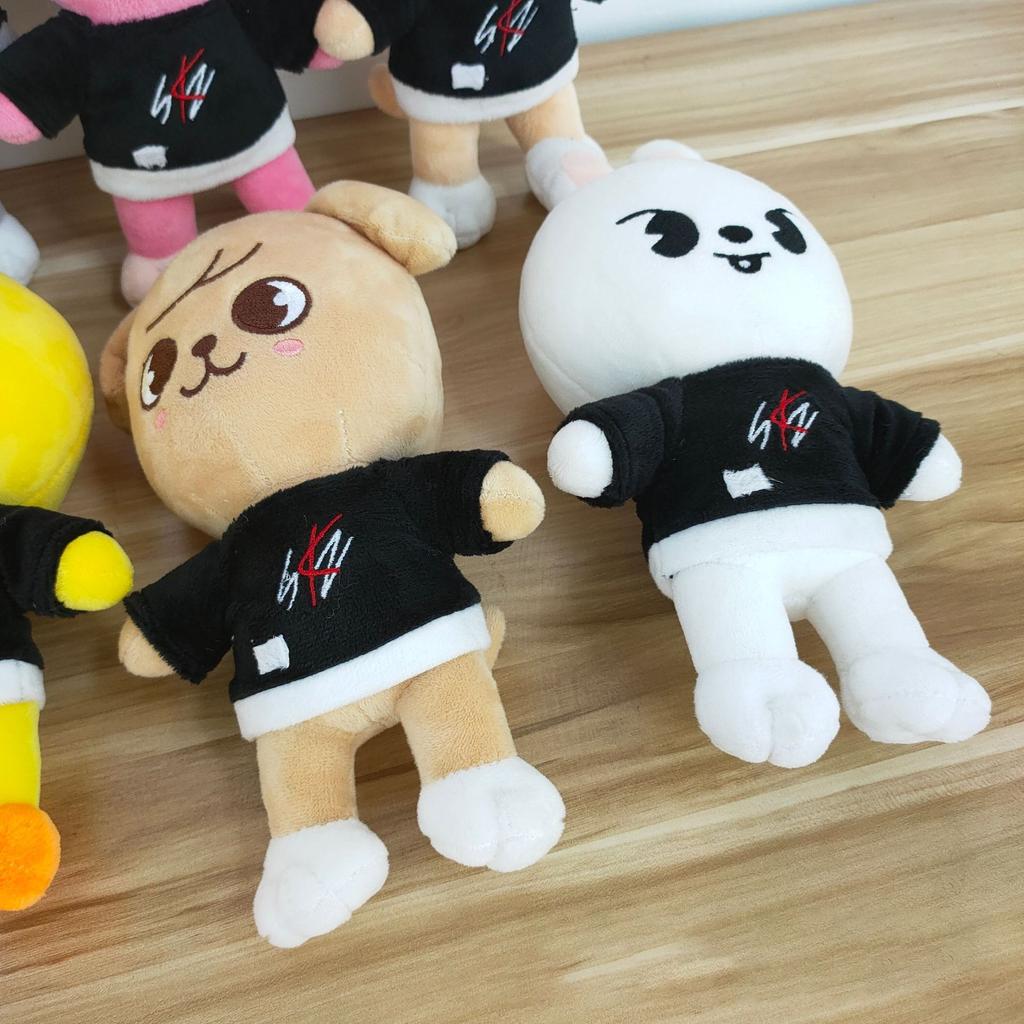Rppiup SKZOO pluche Stray Kids knuffeldieren, cartoon anime-knuffelpoppen, Wolf Chan/Leebit/DWAEKKI/Jiniret/HAN Quokka/BbokAri/PuppyM/Fox, verjaardagscadeau voor kinderen en fans, 8 stuks Rppiup SKZOO pluche Stray Kids knuffeldieren, cartoon anime-knuffelpoppen, Wolf Chan/Leebit/DWAEKKI/Jiniret/HAN Quokka/BbokAri/PuppyM/Fox, verjaardagscadeau voor kinderen en fans, 8 stuks
